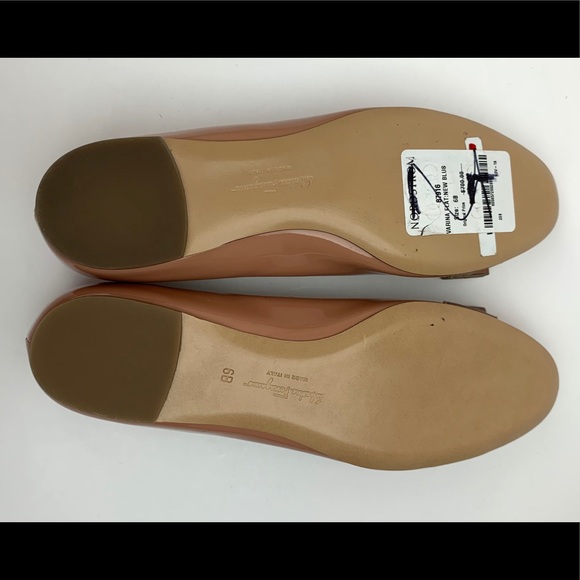 SALVATORE FERRAGAMO Varina Leather Flat sz 6 - Picture 4 of 12